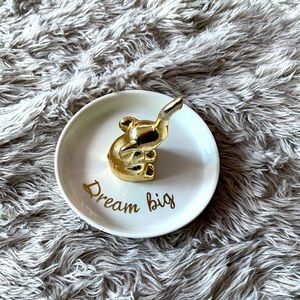 Gold/White Elephant Ring Holder